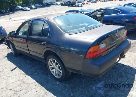 1996 Nissan Maxima Gle/Gxe/Se z USA, uszkodzony, nr VIN JN1CA21D6TT722084